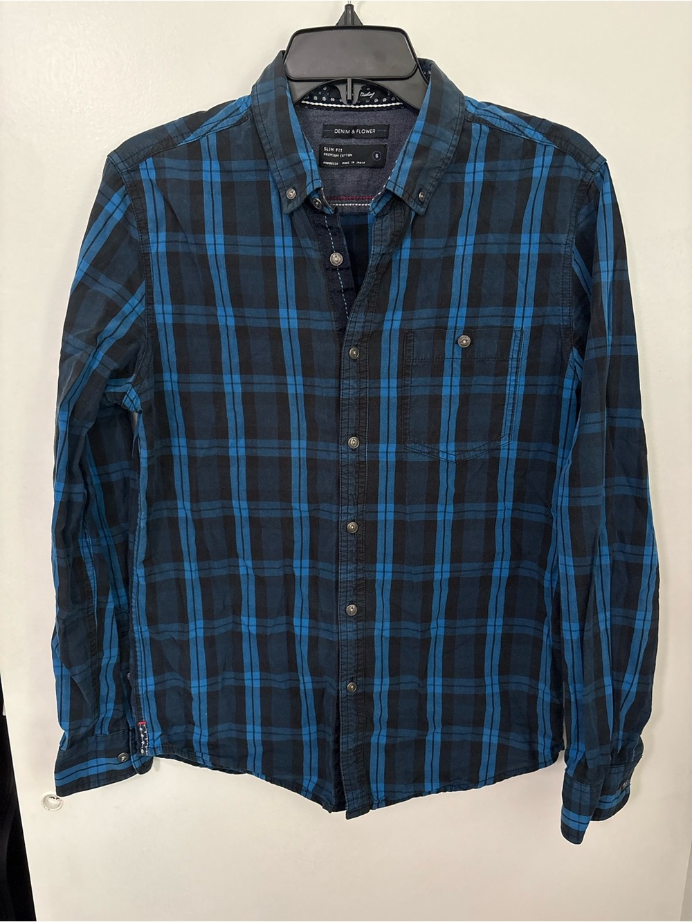 Denim & Flower Men's Black and Blue Plaid Button-Down Shirt
